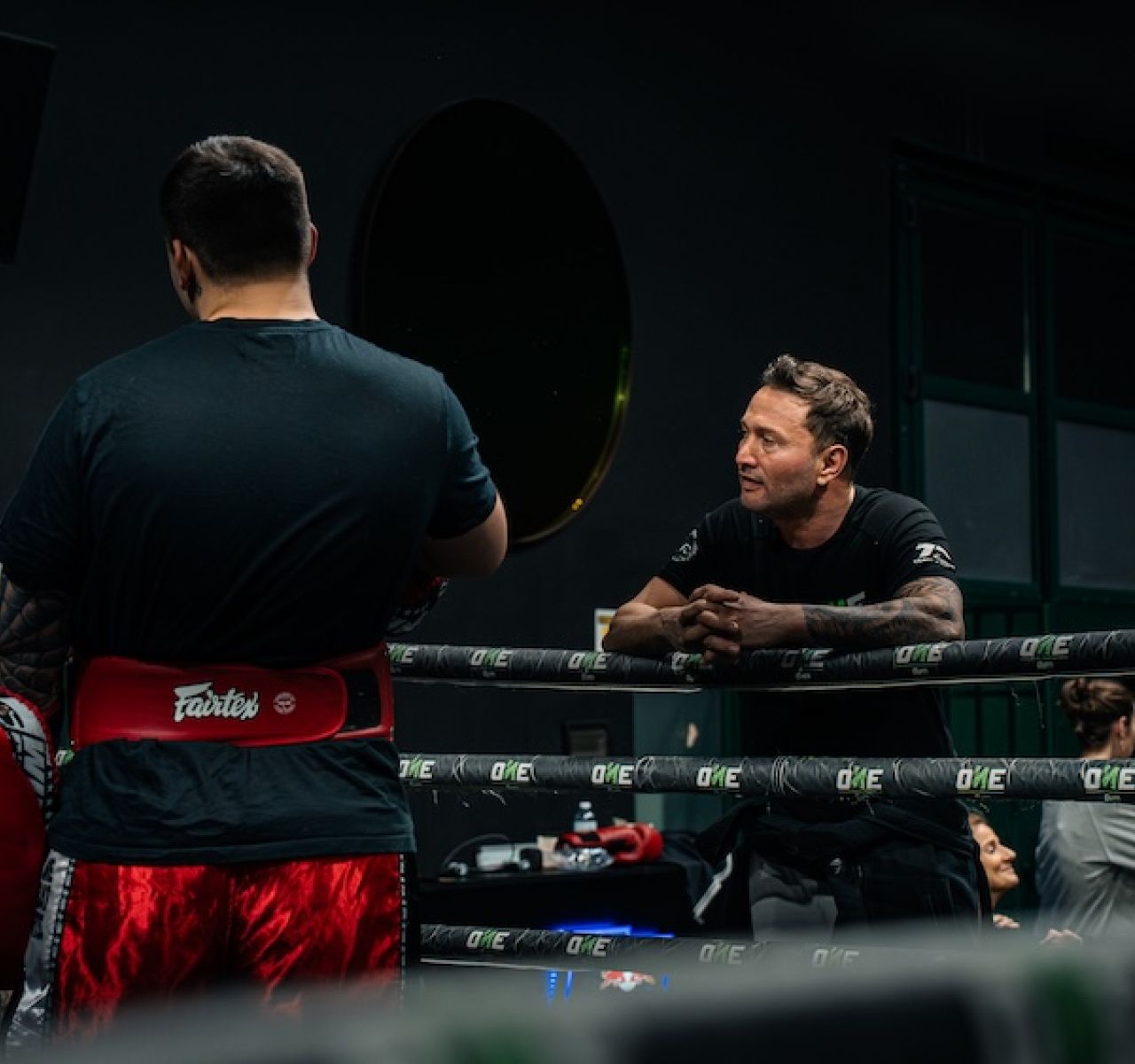 Muay Thai e Kickboxing Novizi One Gym