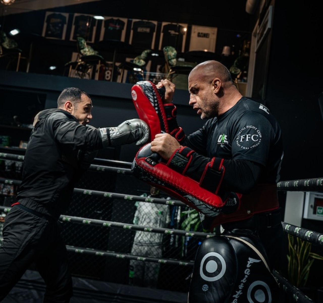 Muay Thai e Kickboxing Agonisti One Gym